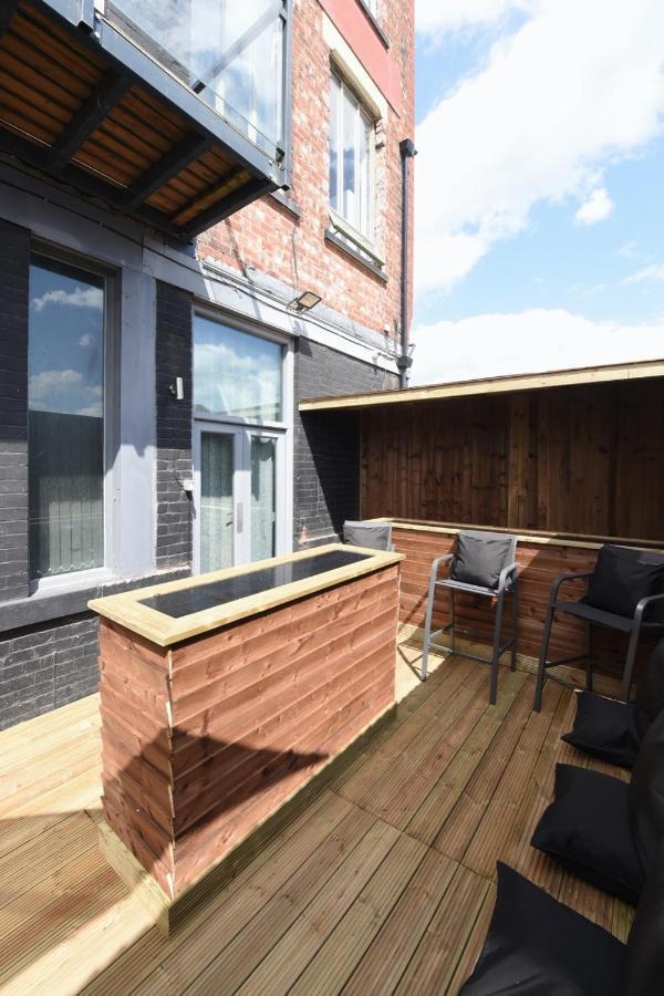 Ferienwohnung Slps 14 Hot Tub, Bar & Outdoor Terrace Manchester Exterior foto
